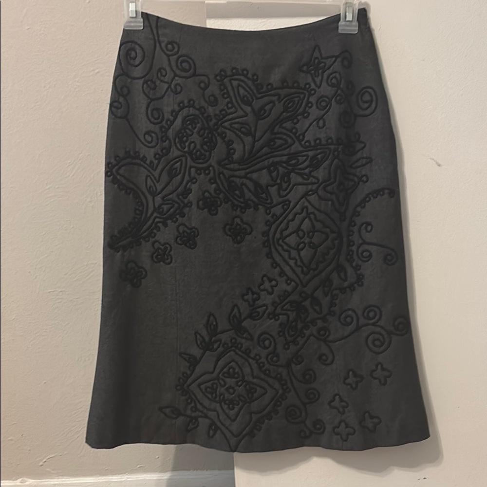 Vintage Harold's Black and Gray Embellished A-Line Wool Midi Skirt